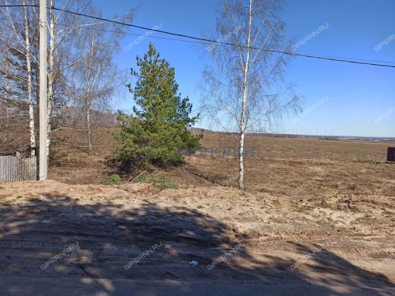 земельный участок 15 соток Радужная улица