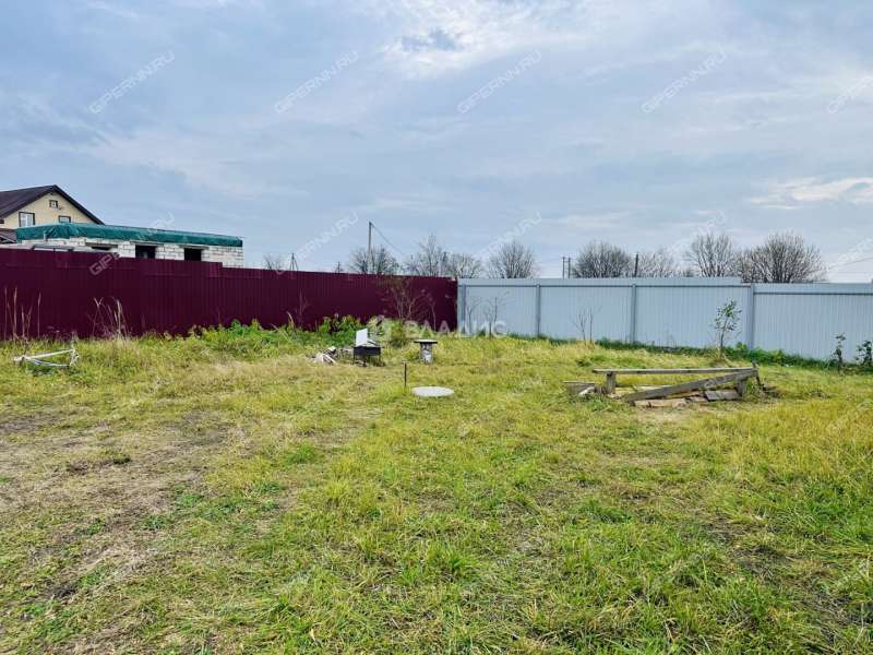 дом на улице Радужная село Арманиха