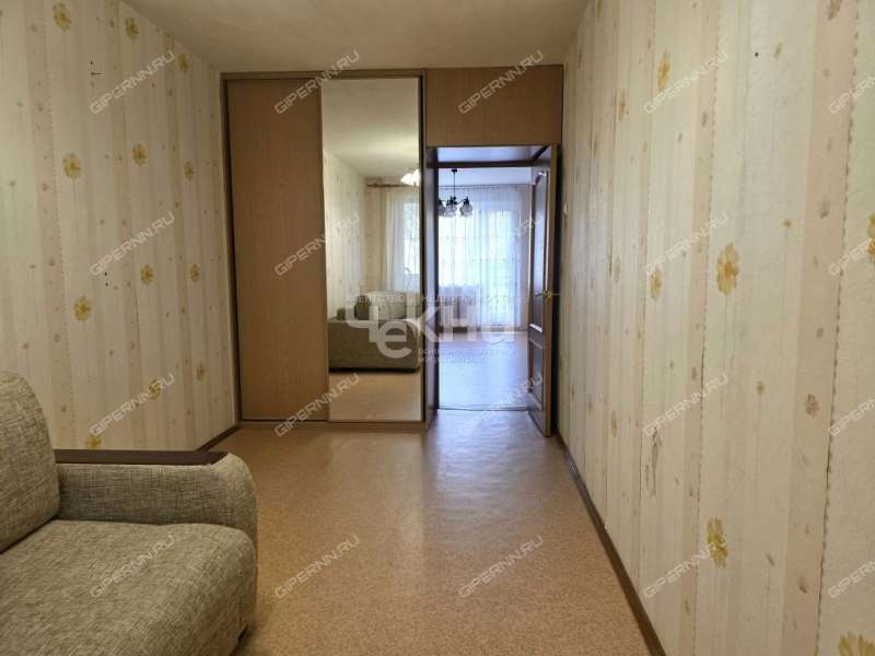 трёхкомнатная квартира на улице Маршала Голованова дом 35