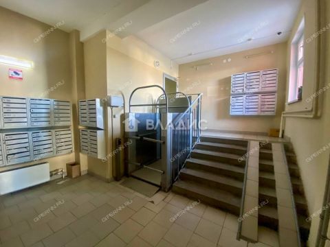 1-komnatnaya-b-r-yuzhnyy-d-18 фото