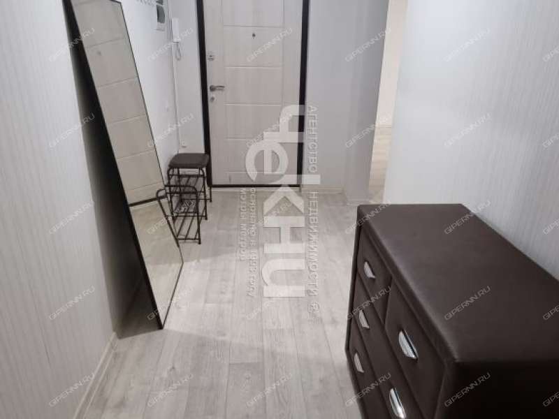 трёхкомнатная квартира на проспекте Кораблестроителей дом 60