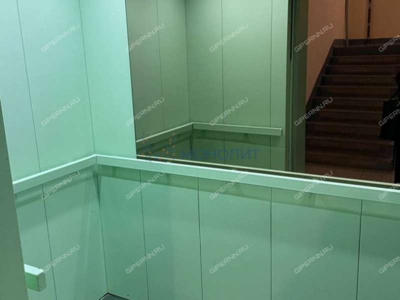 четырёхкомнатная квартира на улице Нестерова дом 33