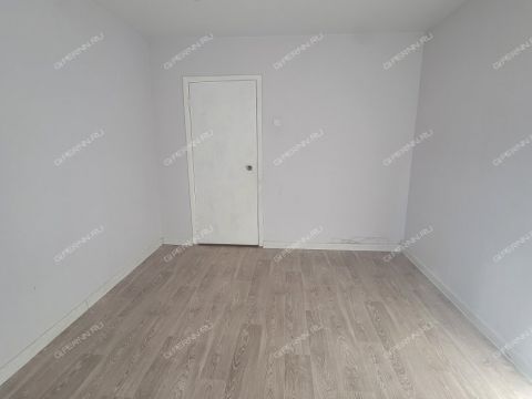 2-komnatnaya-ul-profinterna-d-15 фото