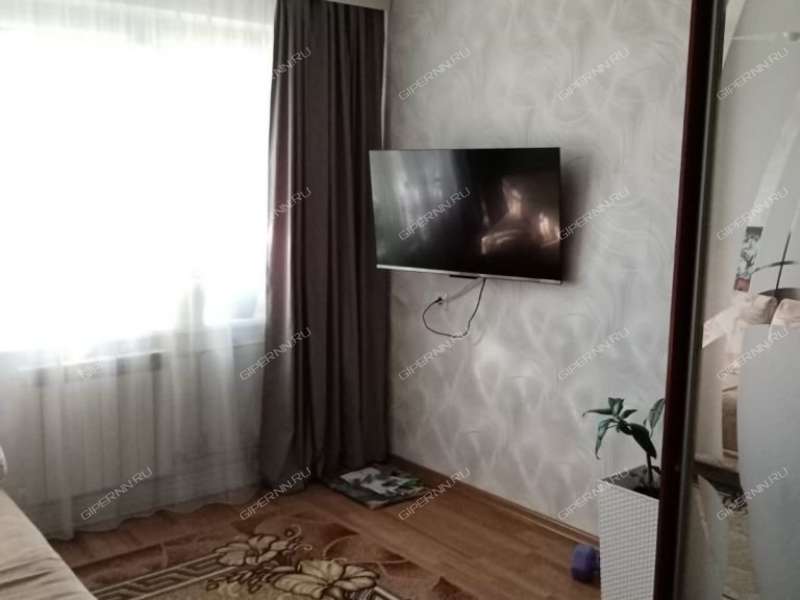 двухкомнатная квартира на улице Юлиуса Фучика дом 37