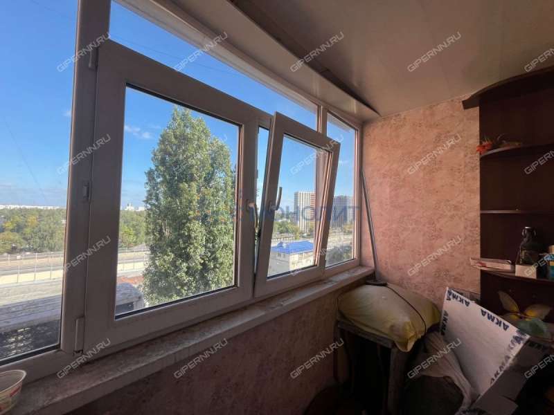 трёхкомнатная квартира на улице Островского дом 5