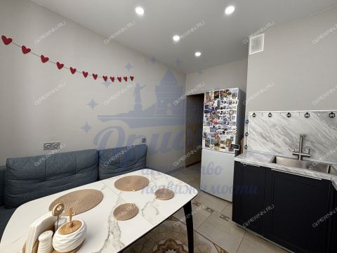 1-komnatnaya-b-r-zarechnyy-d-5 фото