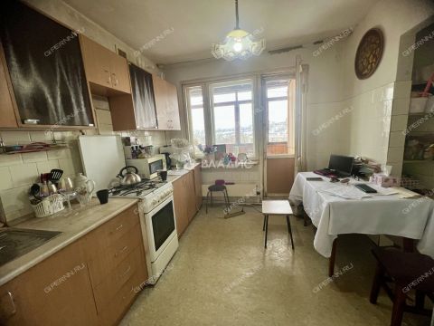 3-komnatnaya-ul-marshala-malinovskogo-d-2 фото