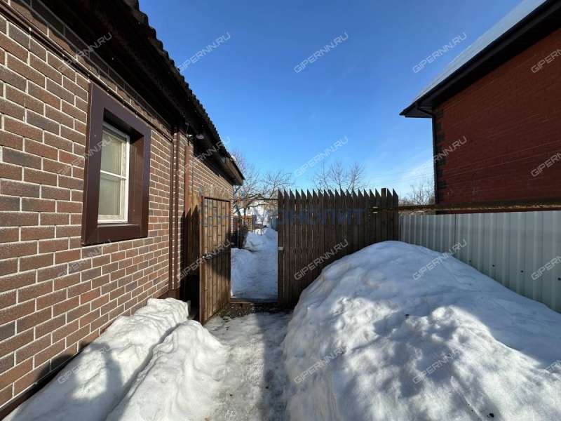 дом на Центральная деревня Утечино