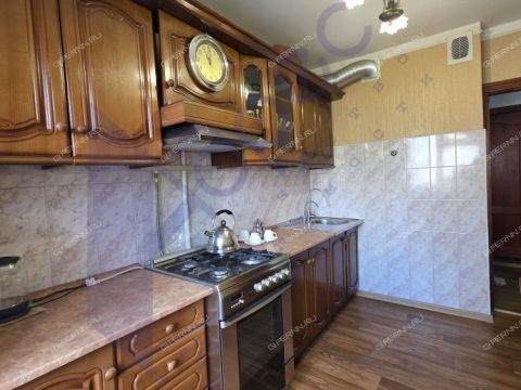 3-komnatnaya-nab-volzhskaya-d-5 фото