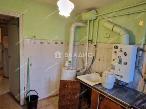 1-komnatnaya-rabochiy-poselok-yuganec-volodarskiy-rayon фото