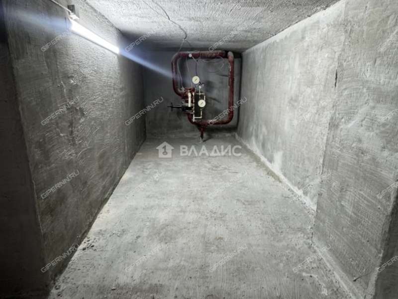 помещение под помещение свободного назначения на Верхне-Волжской набережной