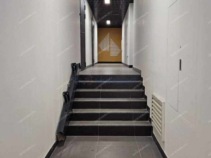 однокомнатная квартира на Комсомольской площади дом 4