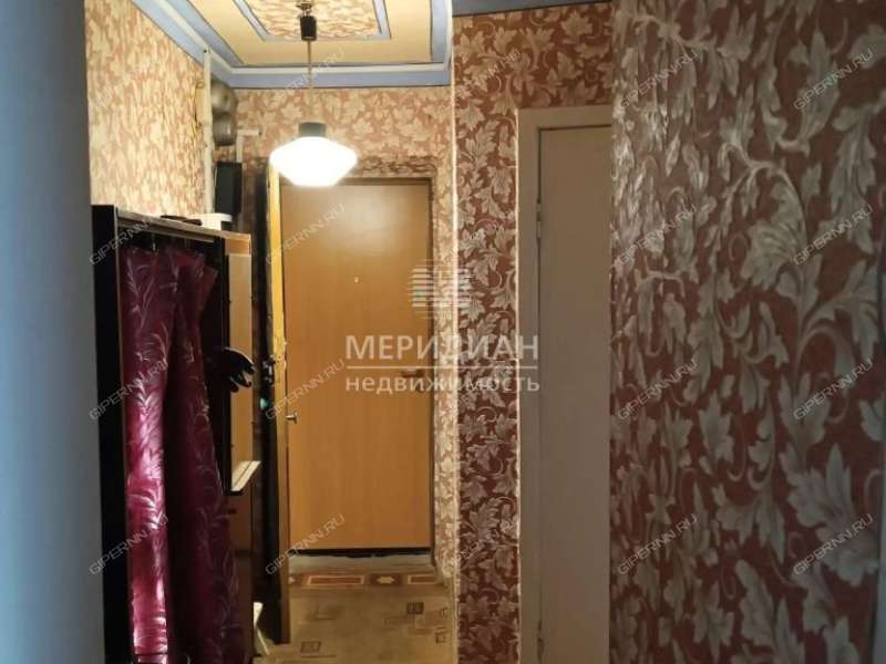 трёхкомнатная квартира на улице Генкиной дом 25