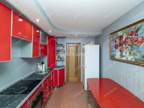 3-komnatnaya-ul-arhangelskaya-d-16 фото