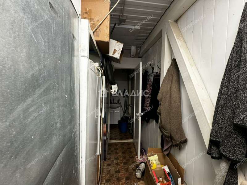 здание под офис, торговую площадь на Борской улице