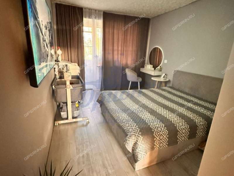 трёхкомнатная квартира на Садовой улице дом 33 рабочий посёлок Первое Мая