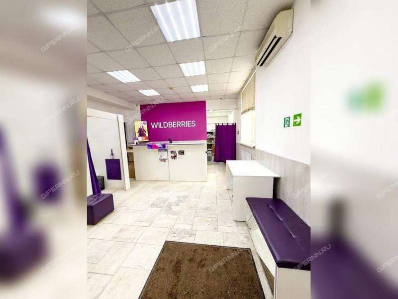 помещение под коммерческую недвижимость на Совнаркомовской улице