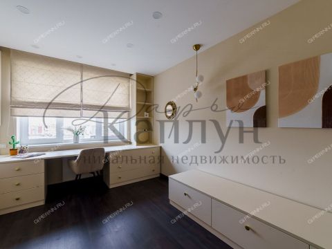 3-komnatnaya-pl-svobody-d-7 фото