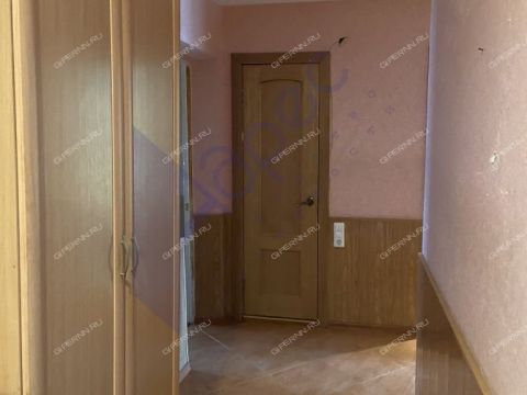 3-komnatnaya-ul-strokina-d-14 фото