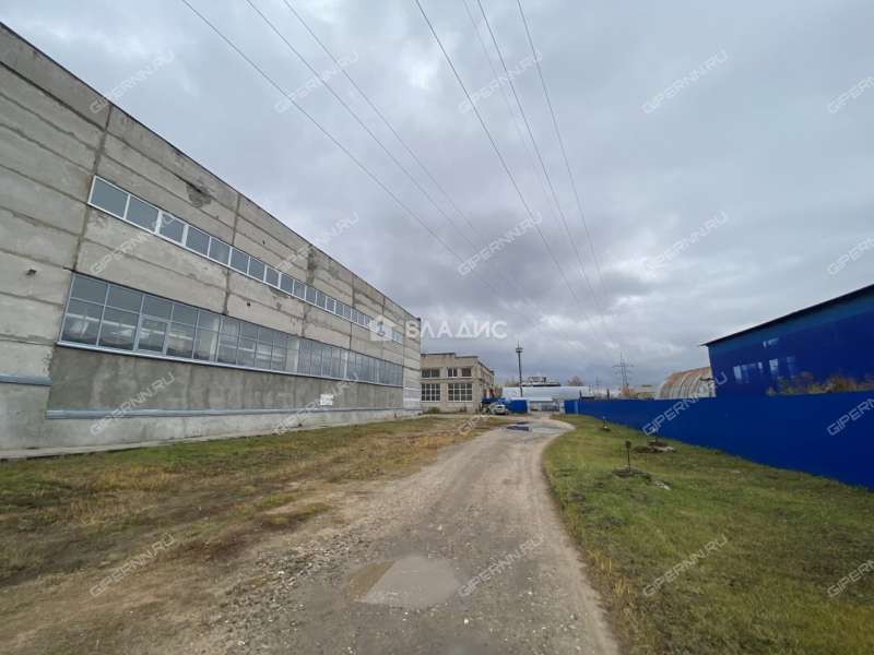 здание под офис, торговую площадь на Стеклозаводском шоссе город Бор