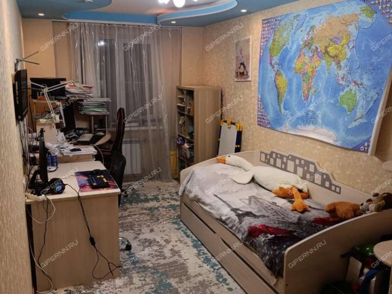 трёхкомнатная квартира на улице Ивана Чугурина дом 3