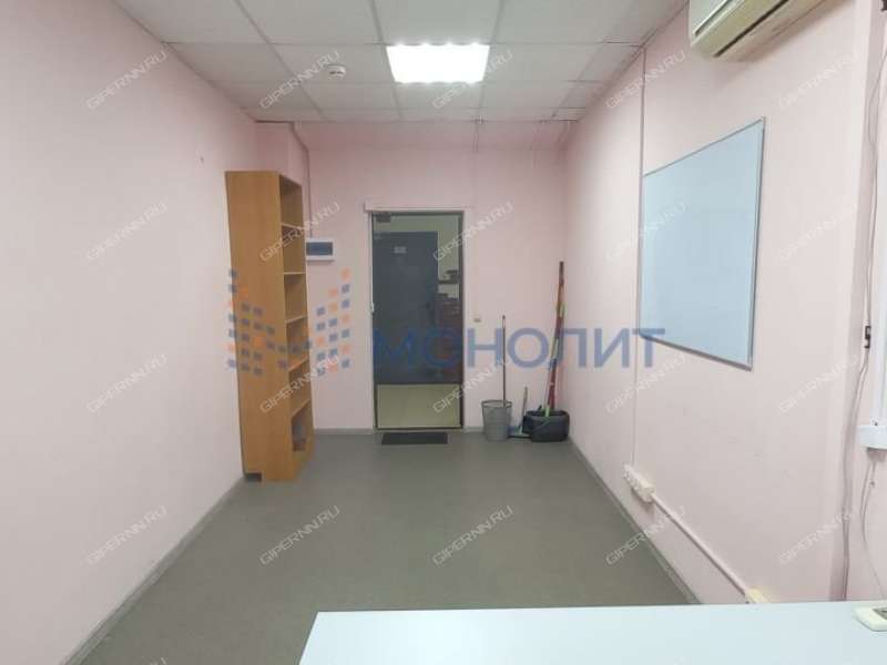 помещение под офис, торговую площадь на Юбилейной улице