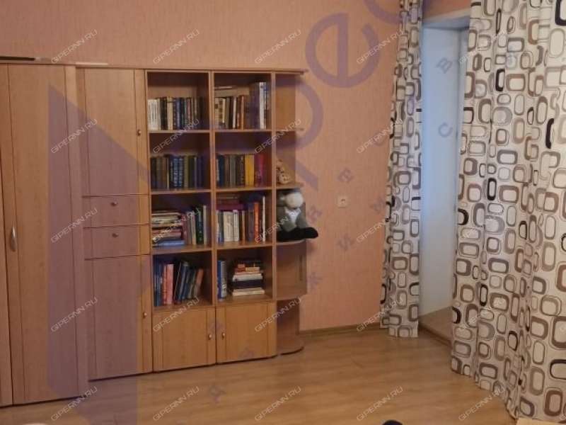 трёхкомнатная квартира на улице Родионова дом 193