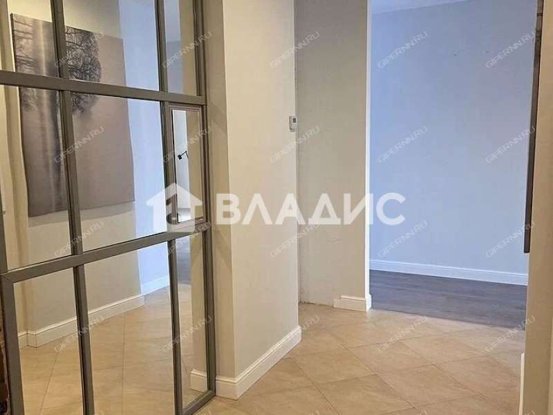 трёхкомнатная квартира в Корейском переулке дом 8