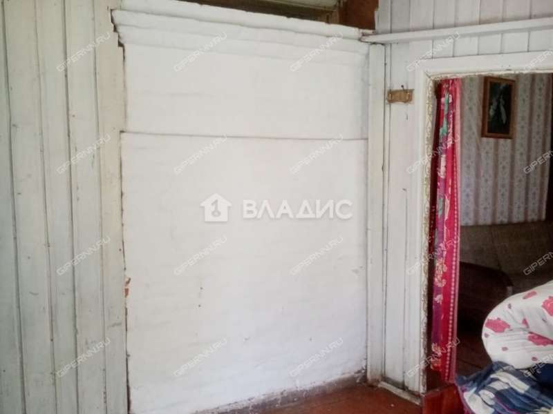 дом на улице Максима Горького посёлок Фанерное