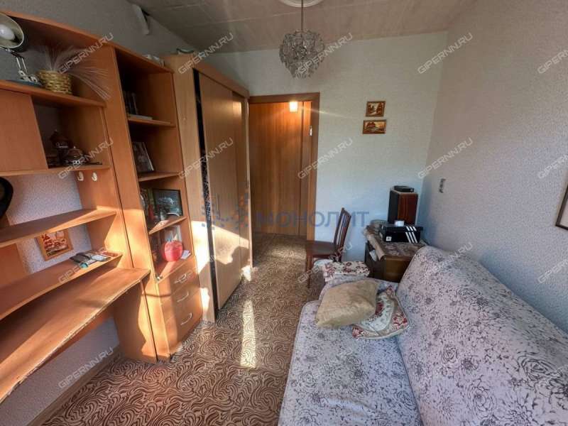 четырёхкомнатная квартира на Радужной улице дом 14