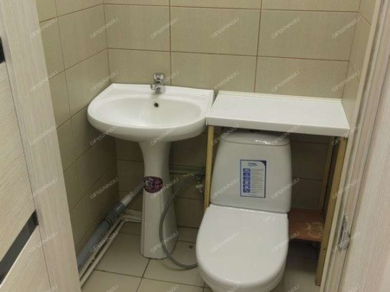 помещение под торговую площадь на улице Сергея Есенина