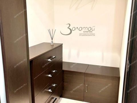 3-komnatnaya-ul-delovaya-d-24-k2 фото