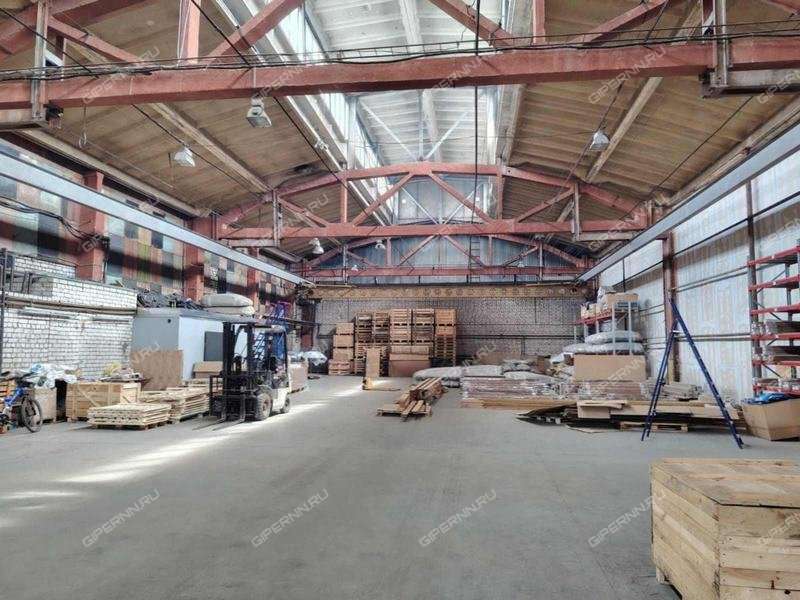 помещение под склад на Кузбасская ул, д.1