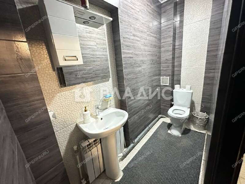 дом на Школьной улице